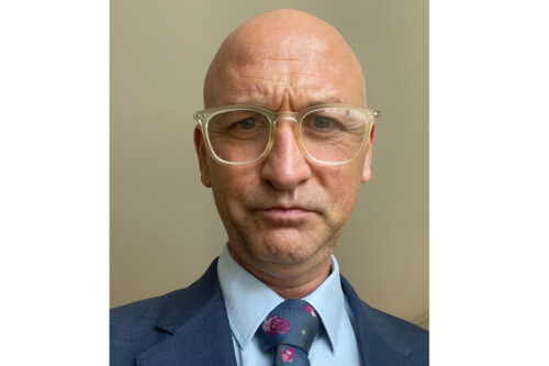 Portrait photo Prof. Oskar Aszmann